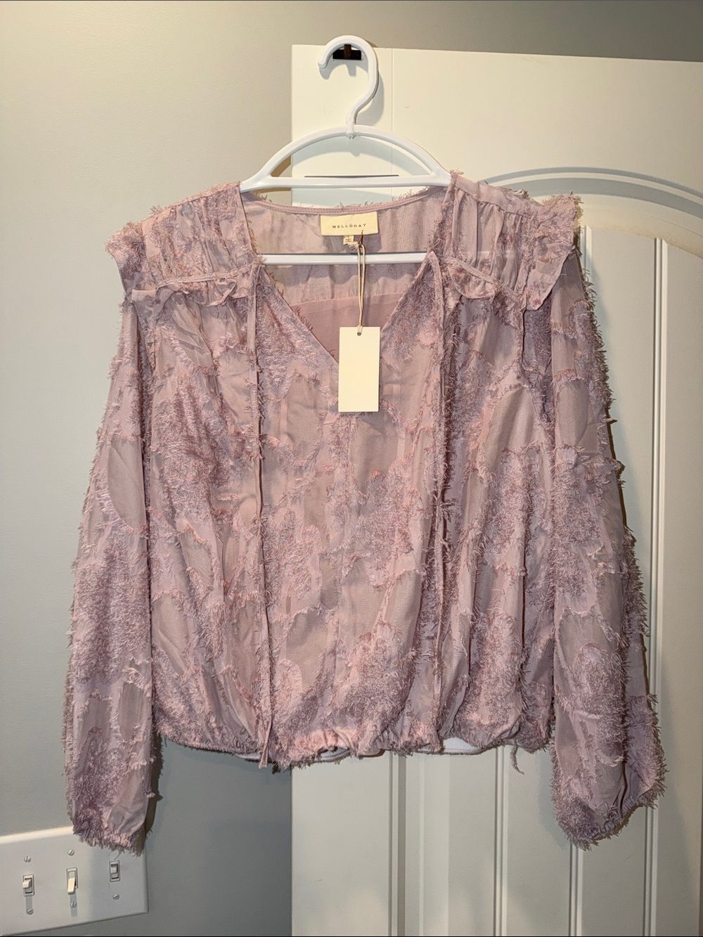 MELLODAY Dusty Rose Textured V-Neck Blouson Blouse